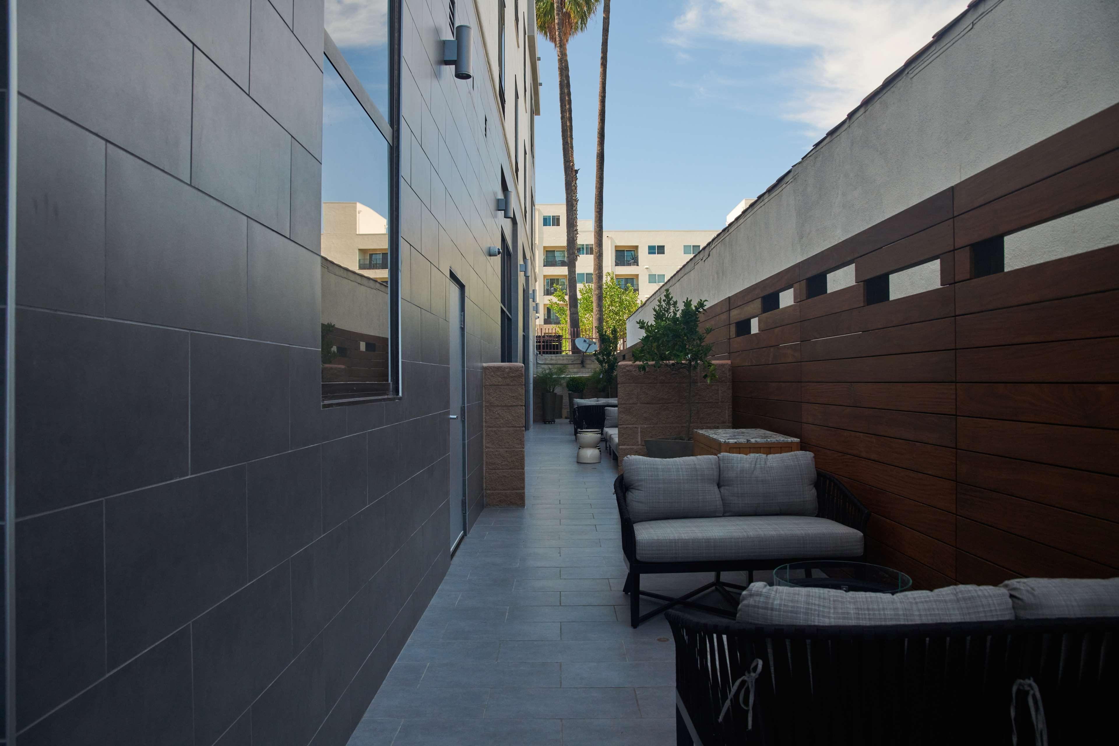 Hampton Inn & Suites Sherman Oaks Los Angeles Extérieur photo